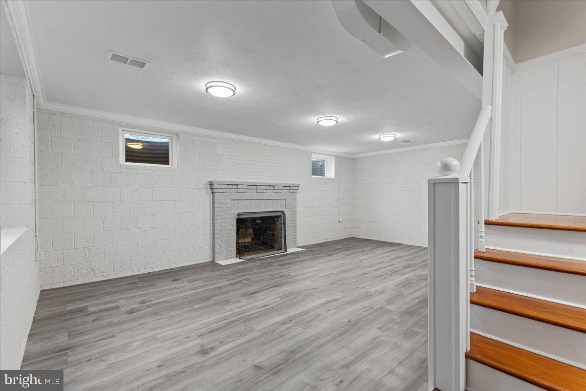 AURORA HILLS - Residential