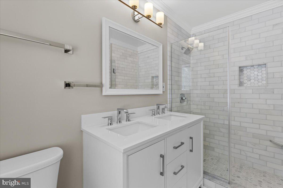 AURORA HILLS - Residential