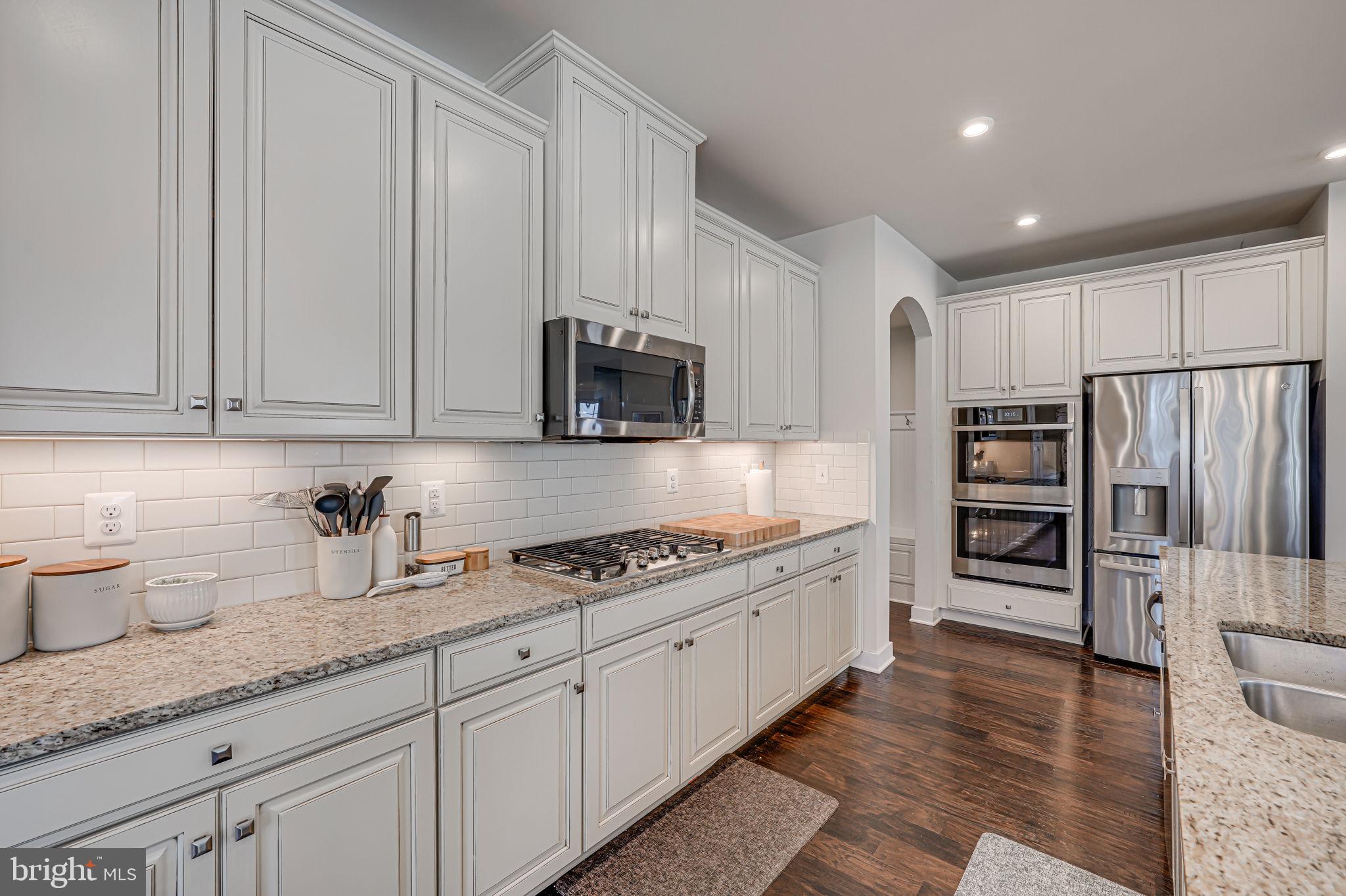 ONVILLE ESTATES - Residential