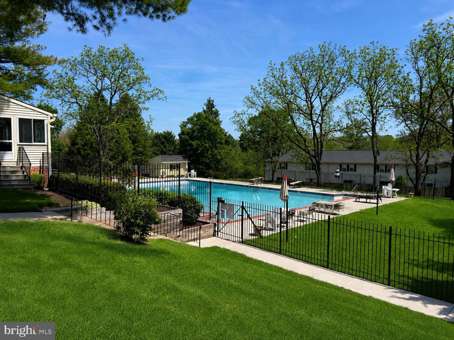 CHATHAM VIL OF TOW - Residential