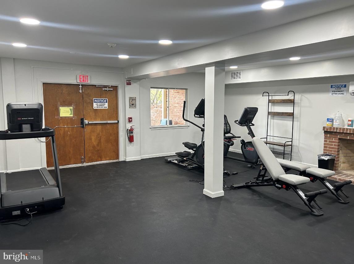 CHATHAM VIL OF TOW - Residential