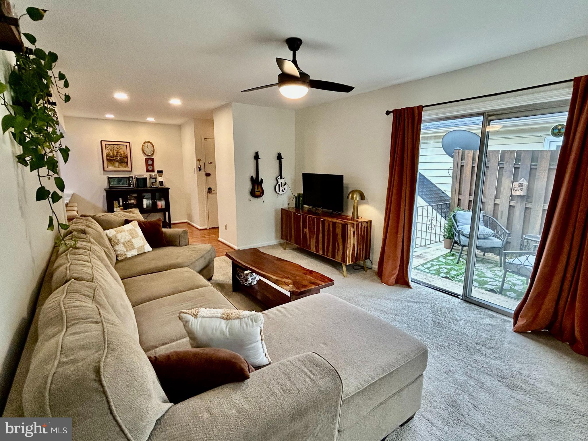 CHATHAM VIL OF TOW - Residential