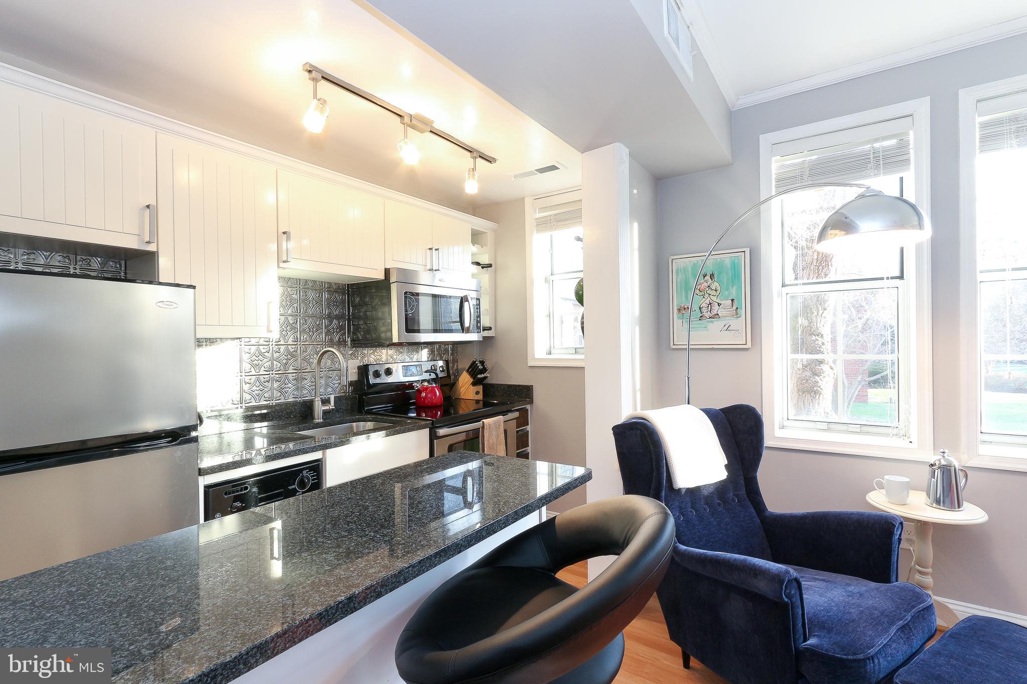 1800 N QUEENS LANE 4-199