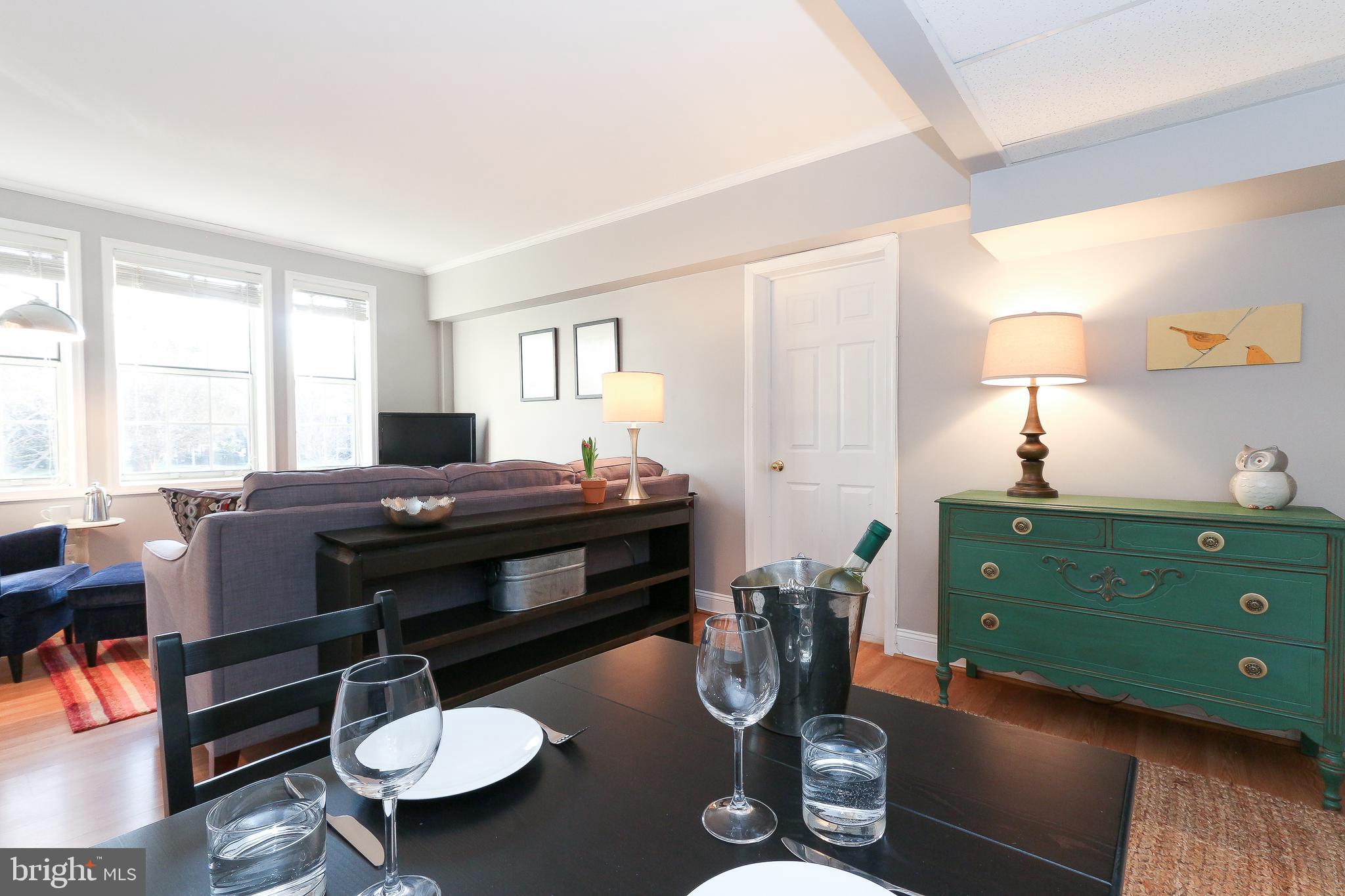 1800 N QUEENS LANE 4-199