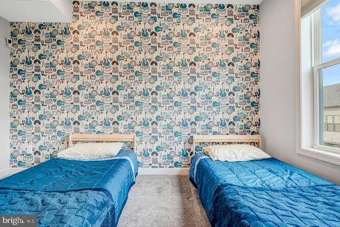 WEST OAKS CORNER - Residential Lease