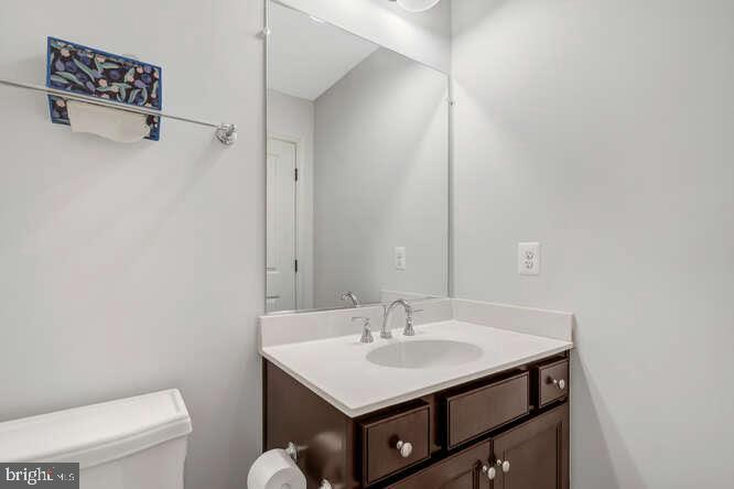 WEST OAKS CORNER - Residential Lease