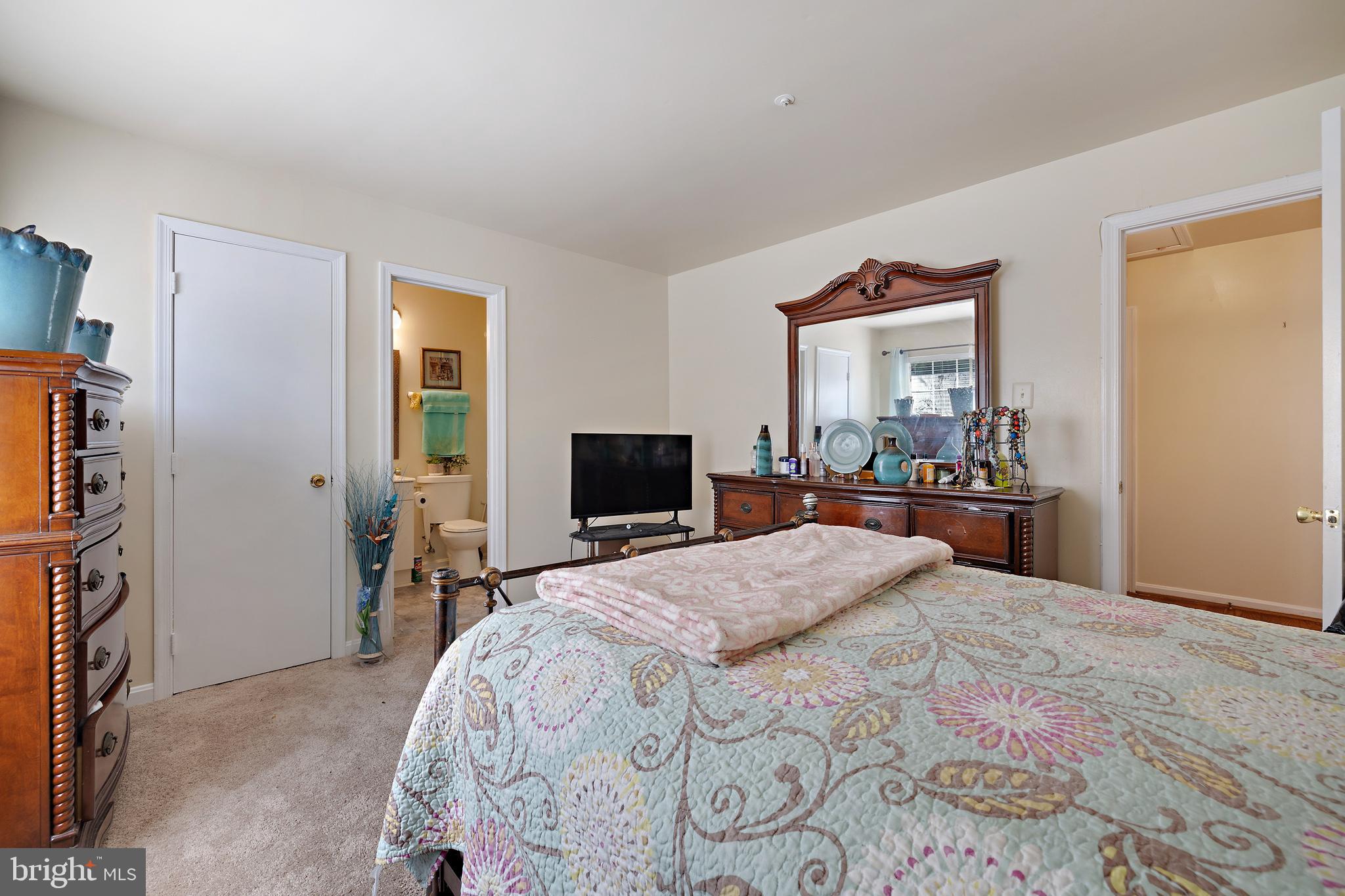 LONDON WOODS - Residential