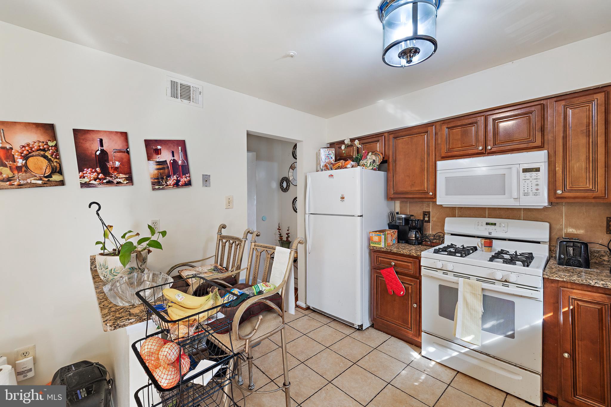 LONDON WOODS - Residential