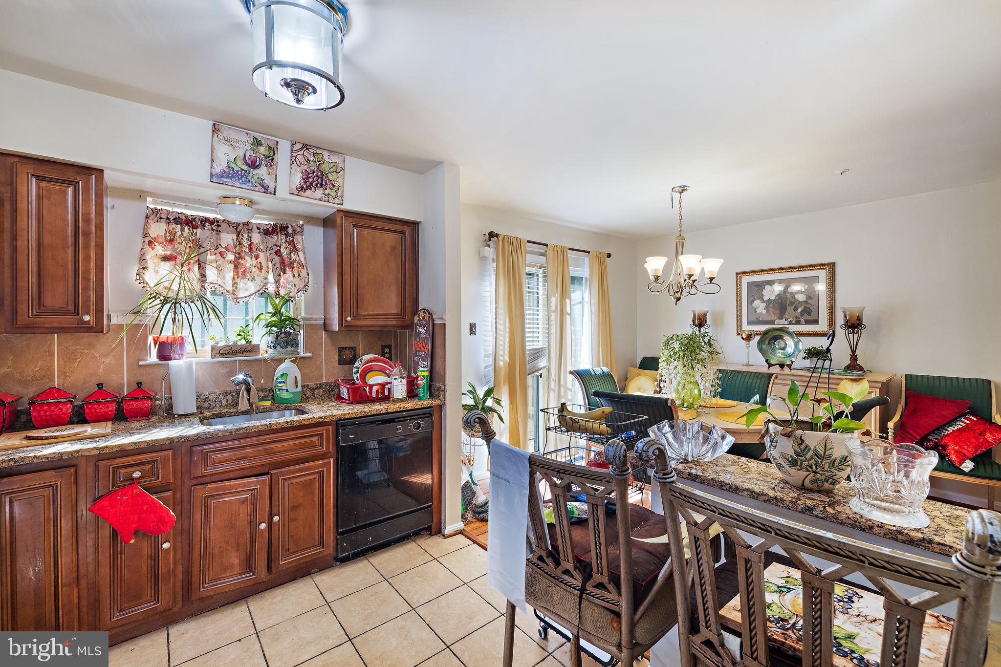 LONDON WOODS - Residential