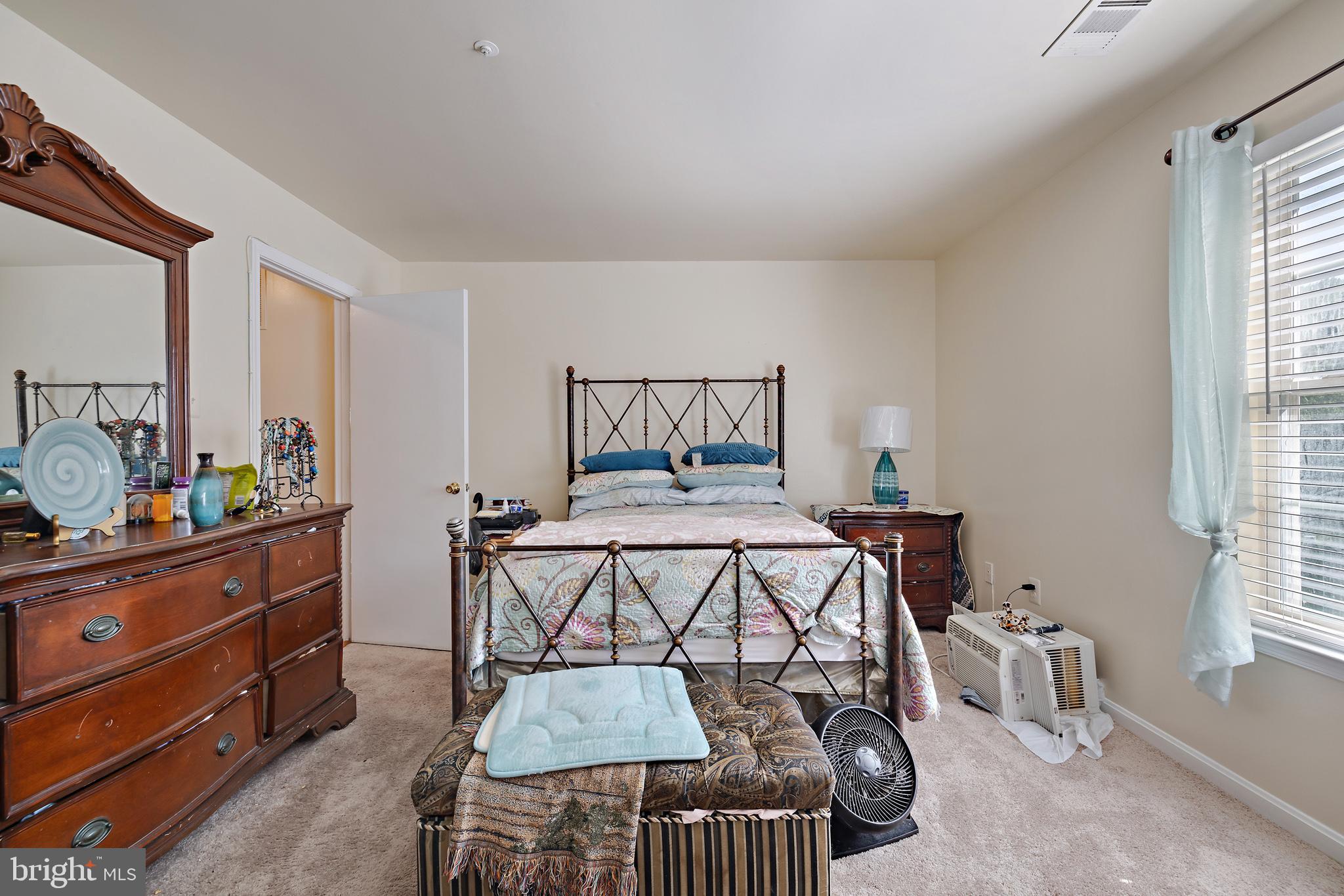 LONDON WOODS - Residential