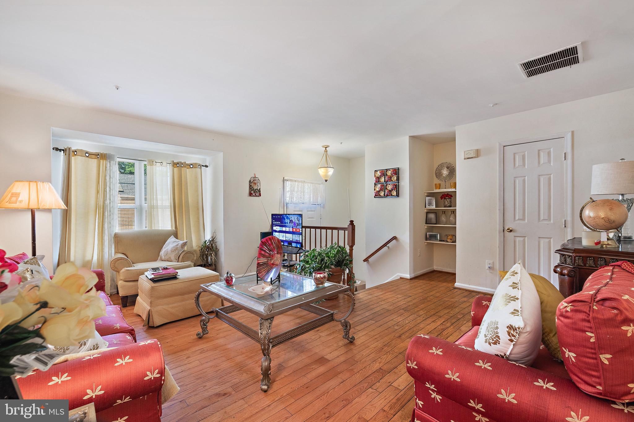 LONDON WOODS - Residential