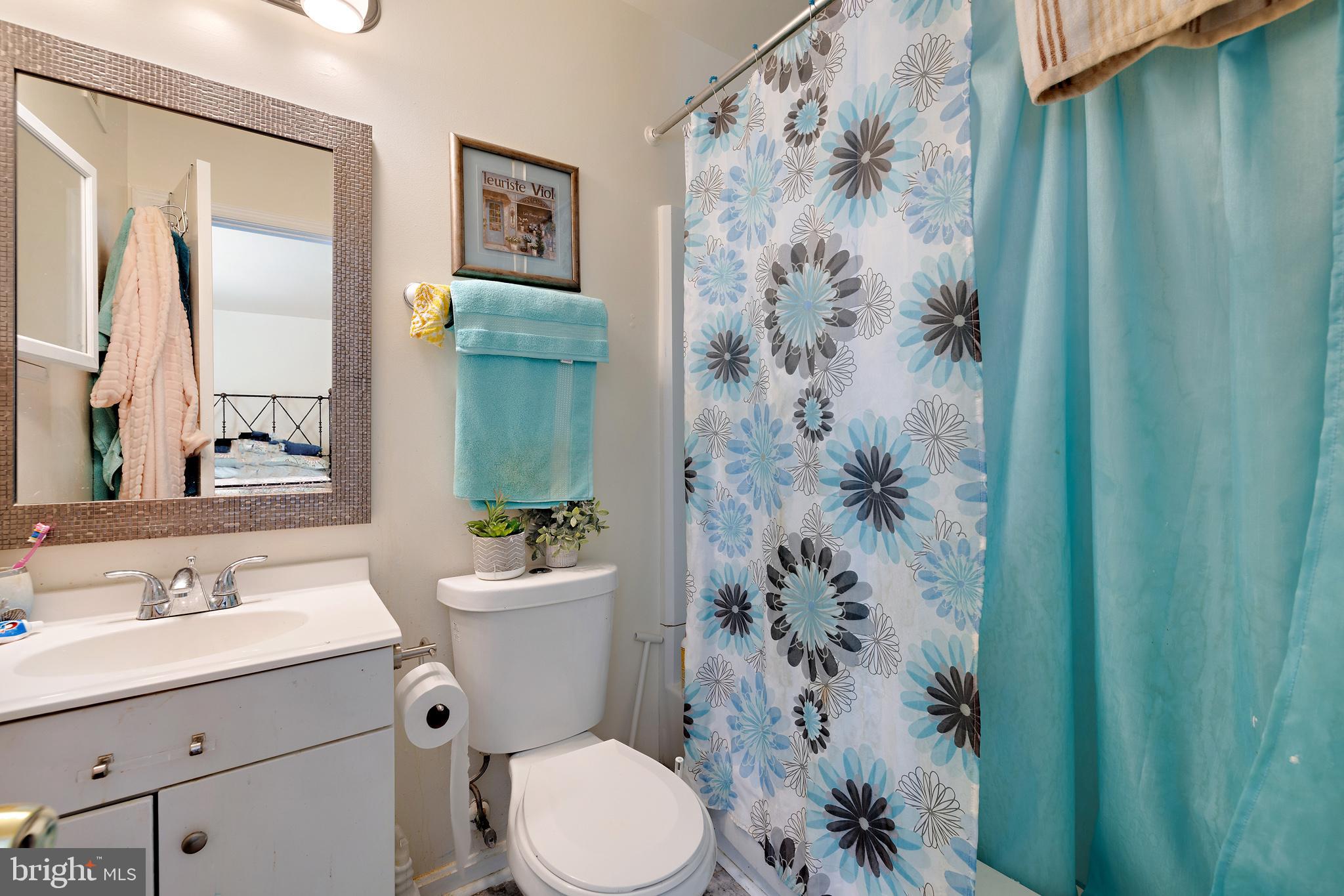 LONDON WOODS - Residential