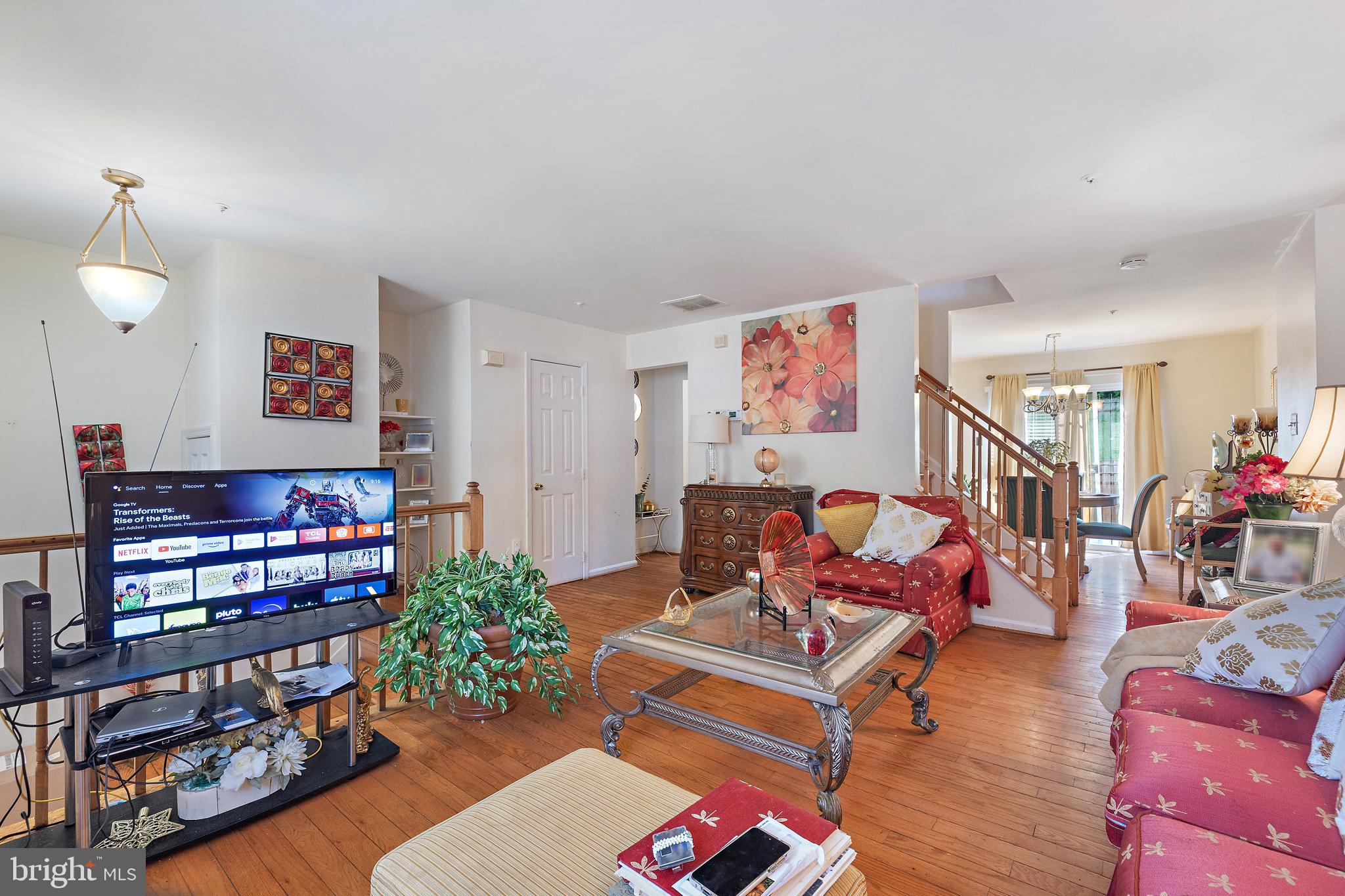 LONDON WOODS - Residential