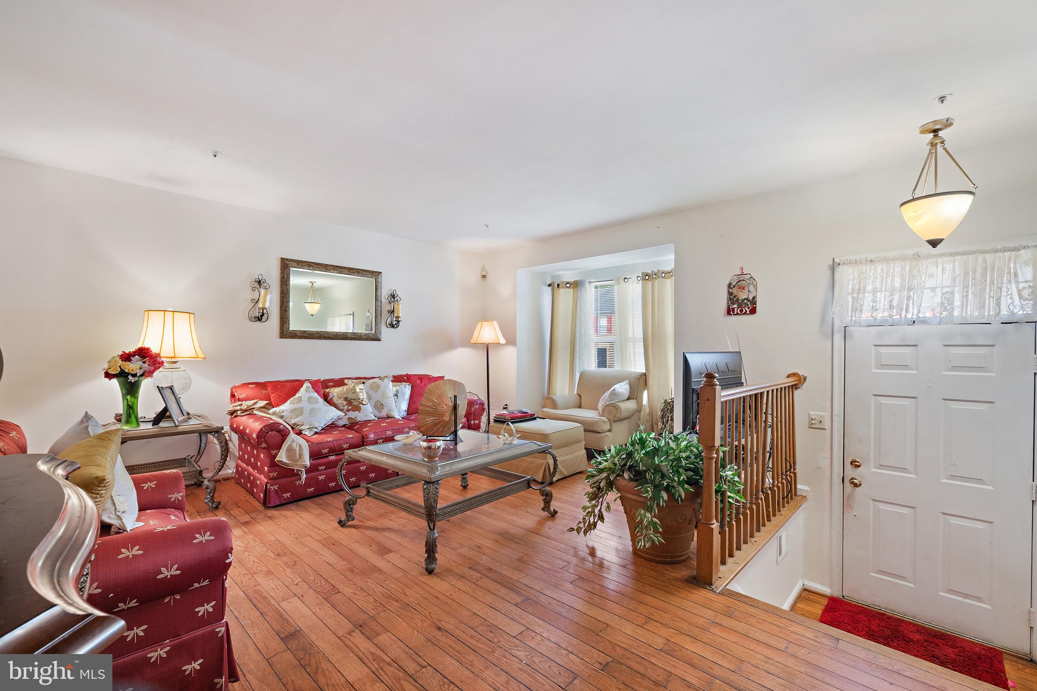 LONDON WOODS - Residential