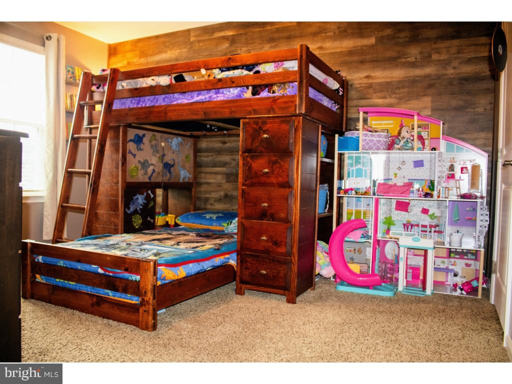 BROOKFIELD - Residential