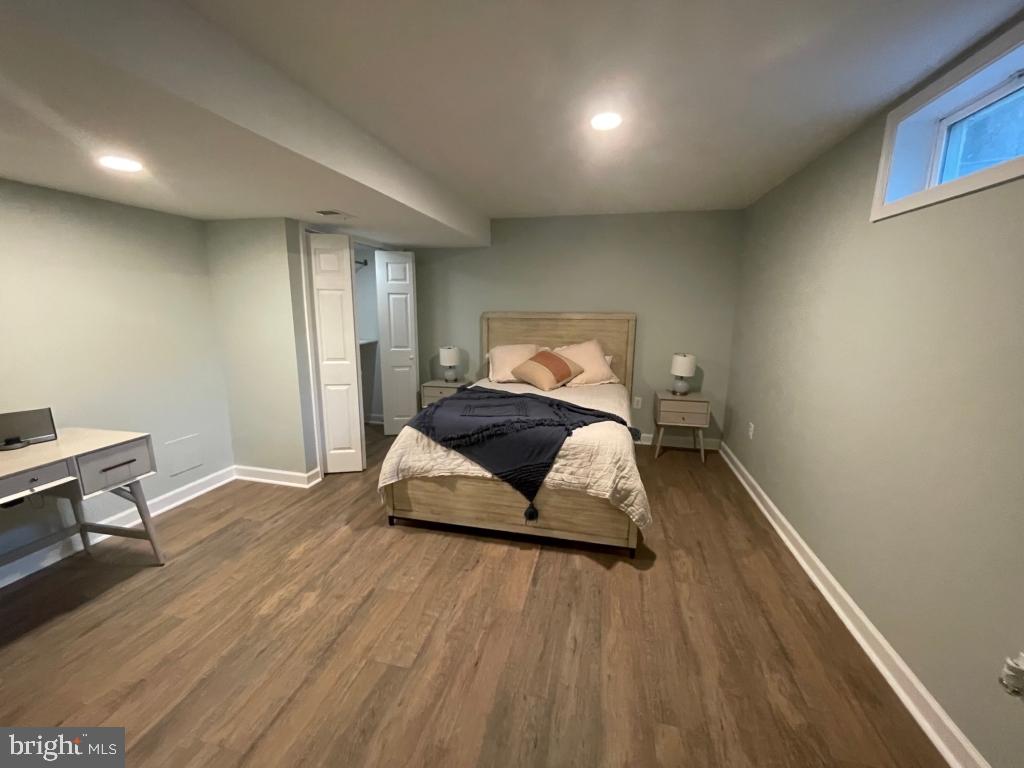 BROOKFIELD - Residential