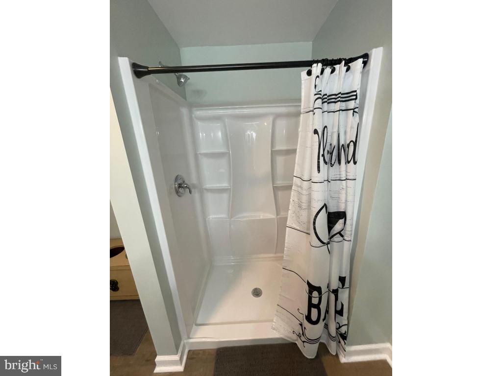 BROOKFIELD - Residential