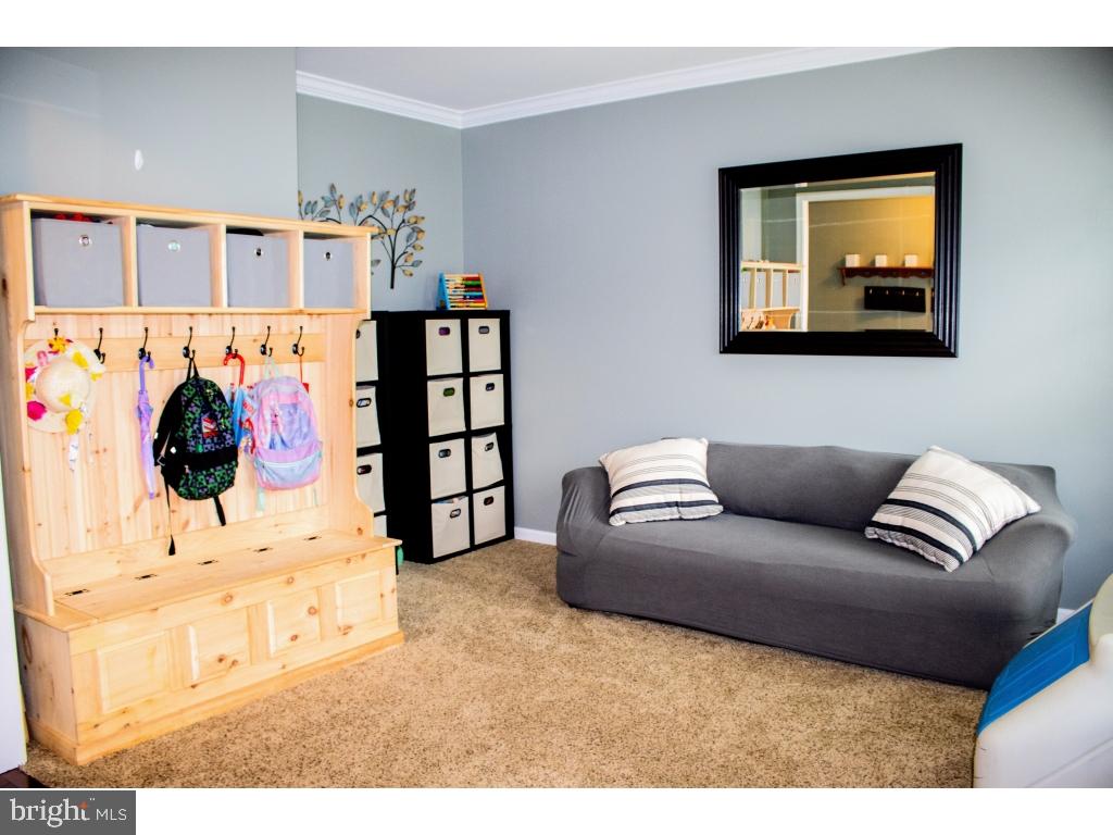 BROOKFIELD - Residential