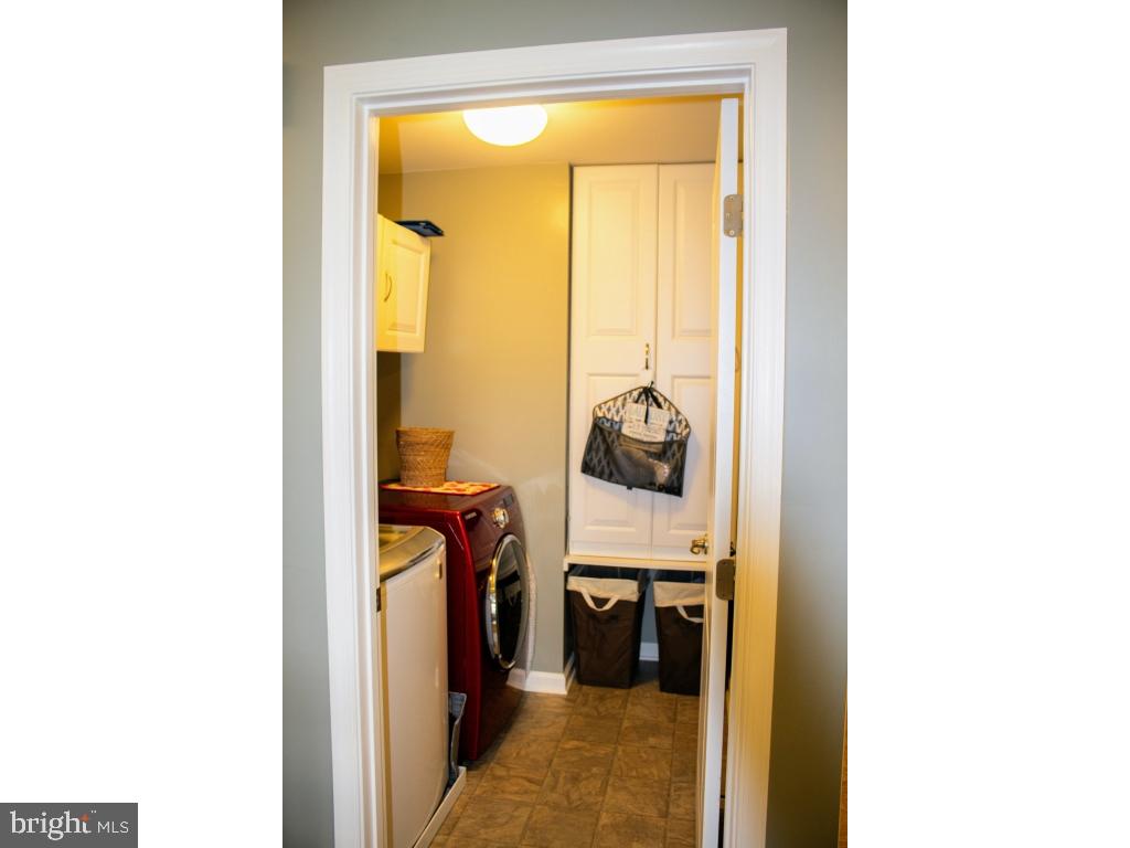 BROOKFIELD - Residential