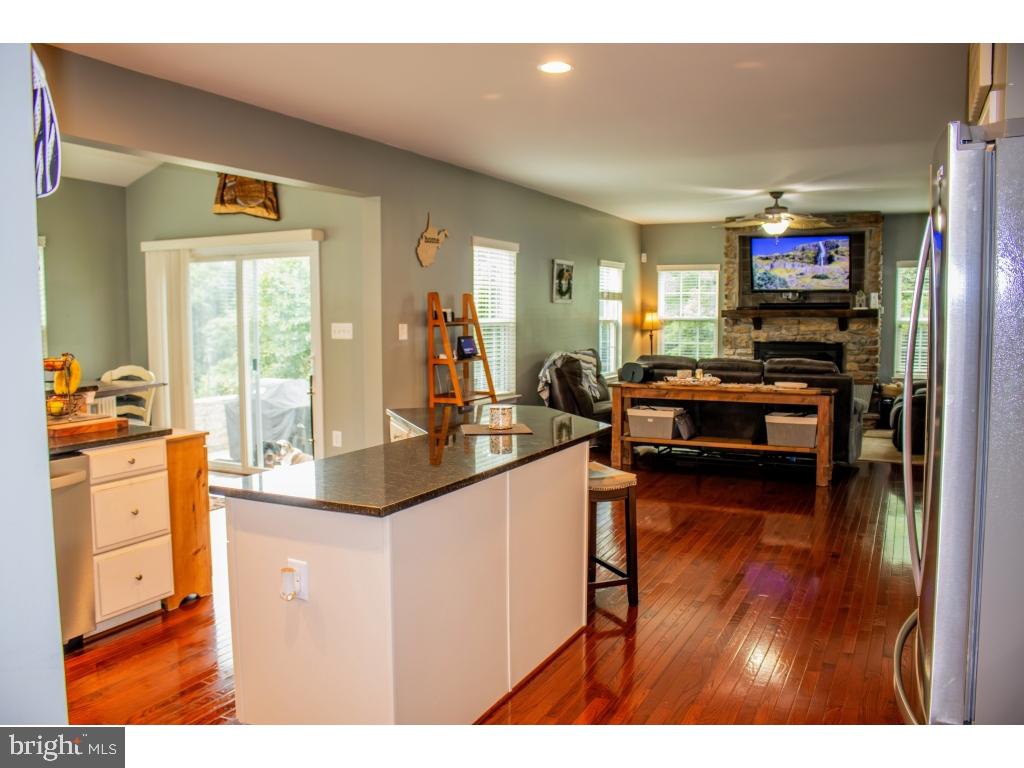 BROOKFIELD - Residential