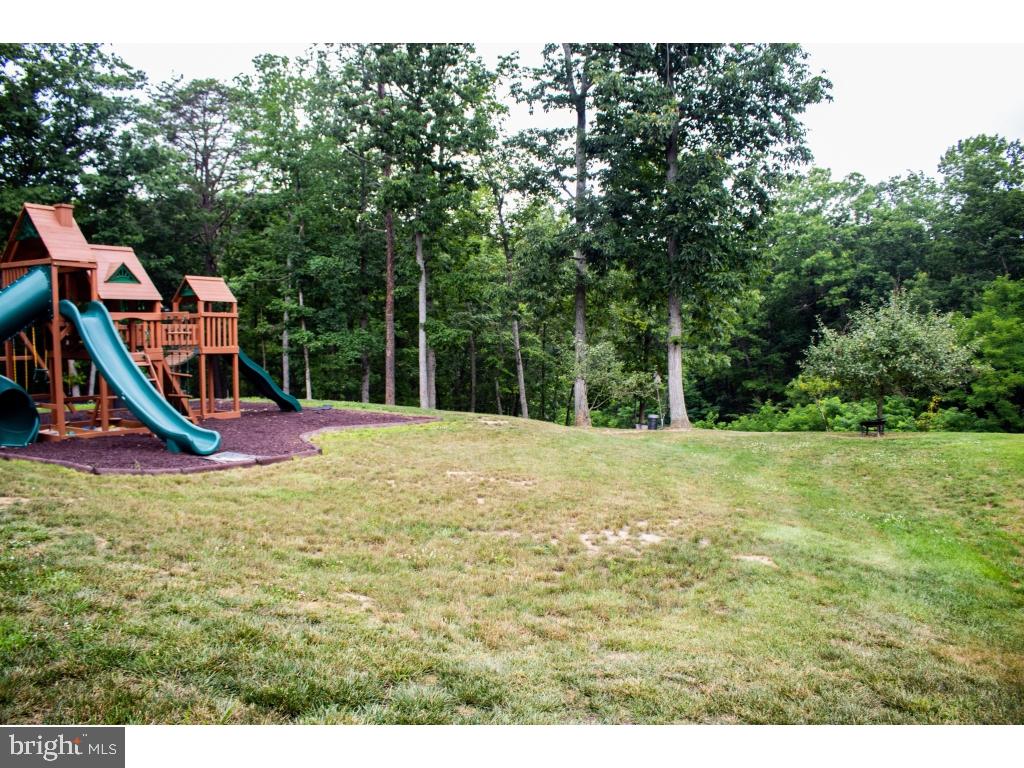 BROOKFIELD - Residential