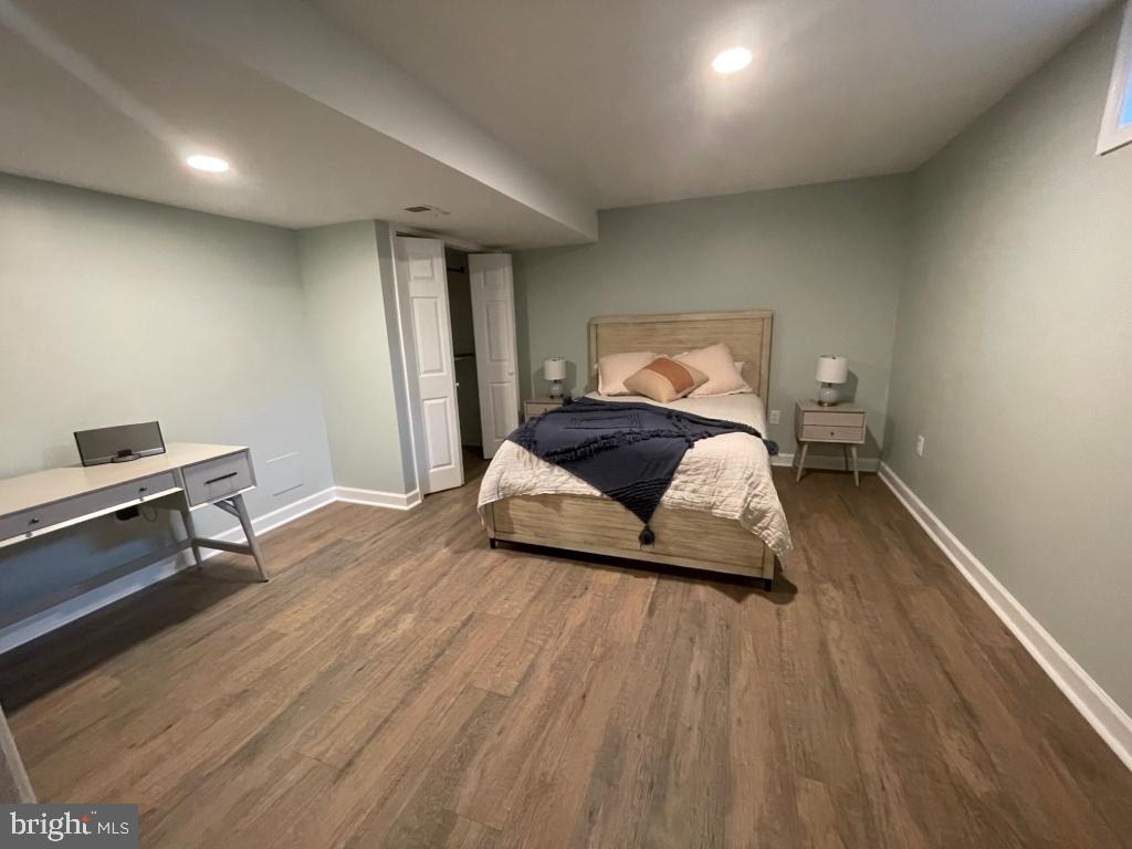 BROOKFIELD - Residential