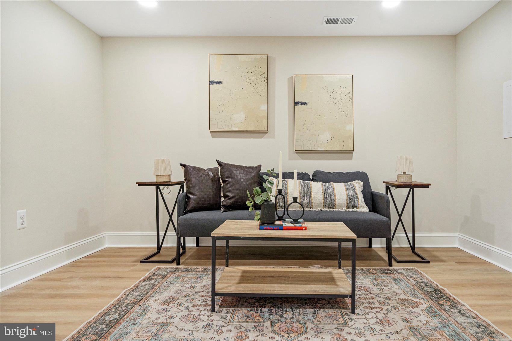 GLEN BURNIE - Residential