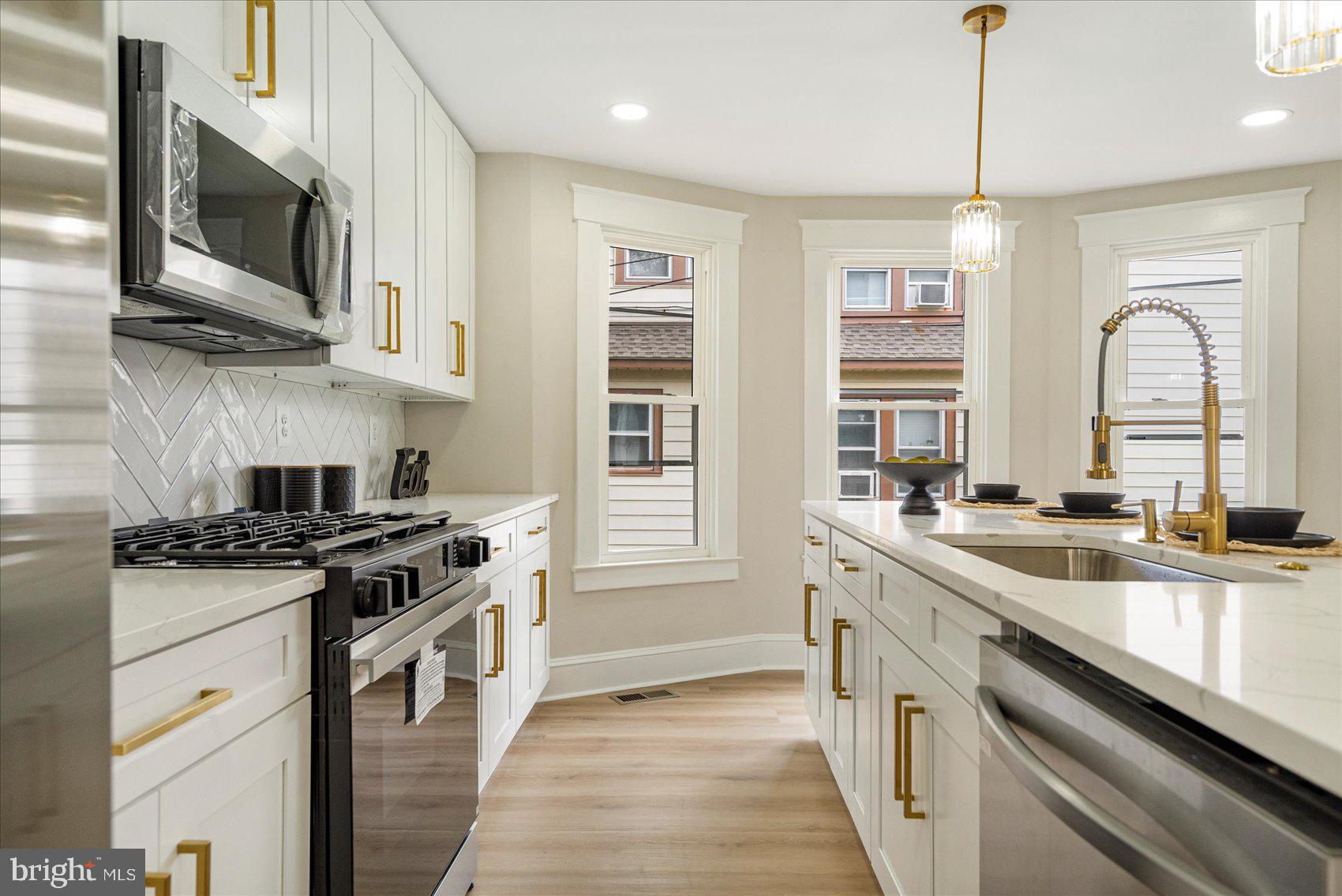 GLEN BURNIE - Residential