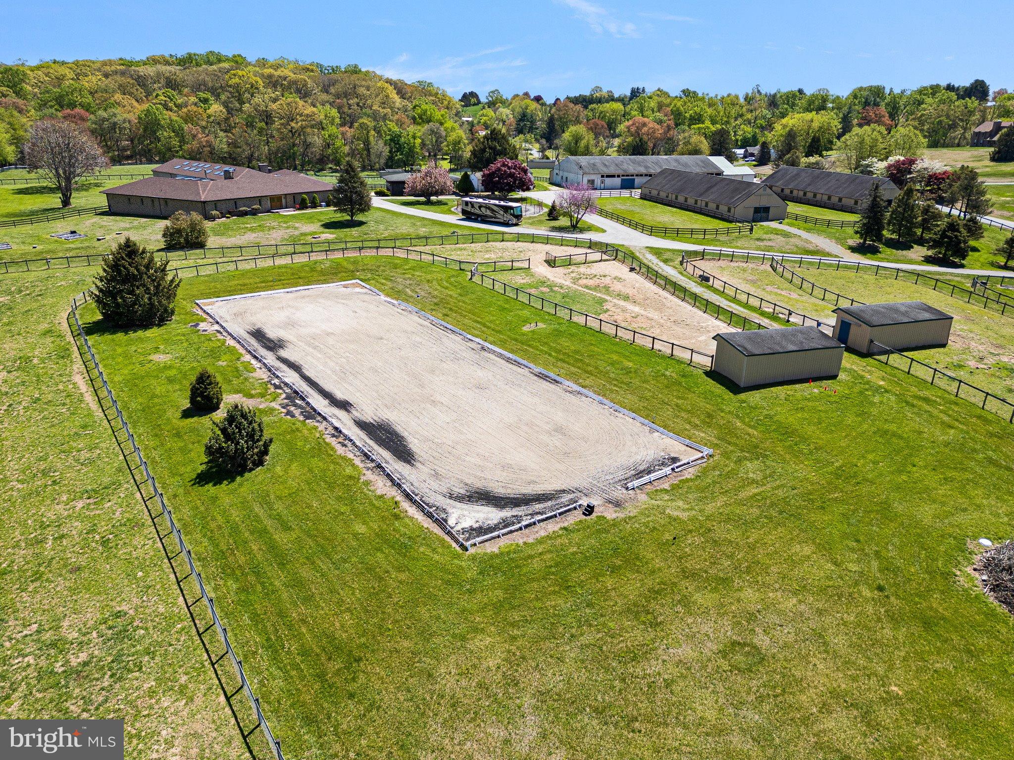 211 WOOLENS ROAD
