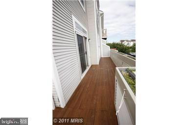 ASHBURN VILLAGE - Residential Lease