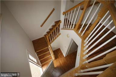 ASHBURN VILLAGE - Residential Lease