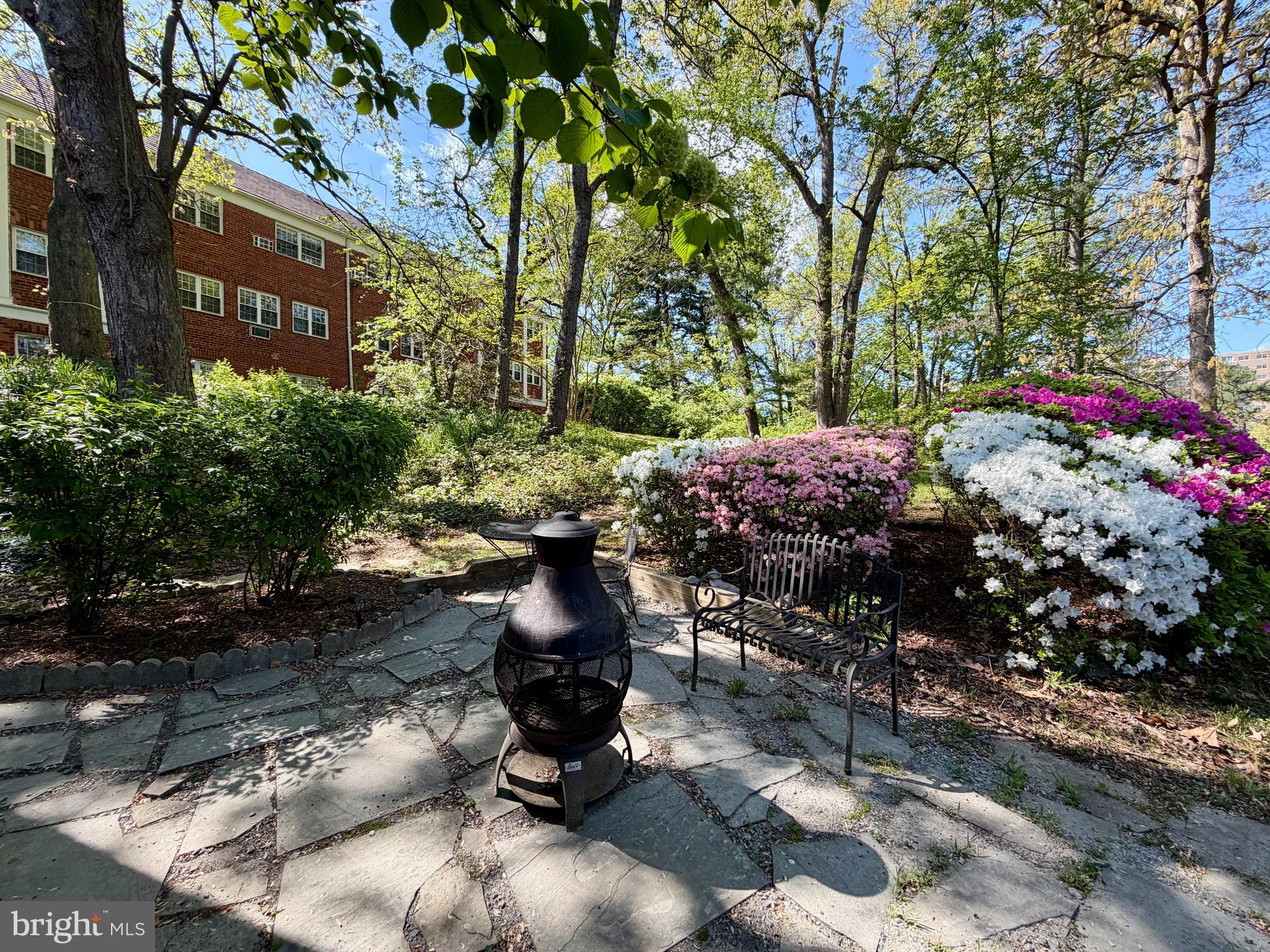 3702 VALLEY DRIVE 516-37
