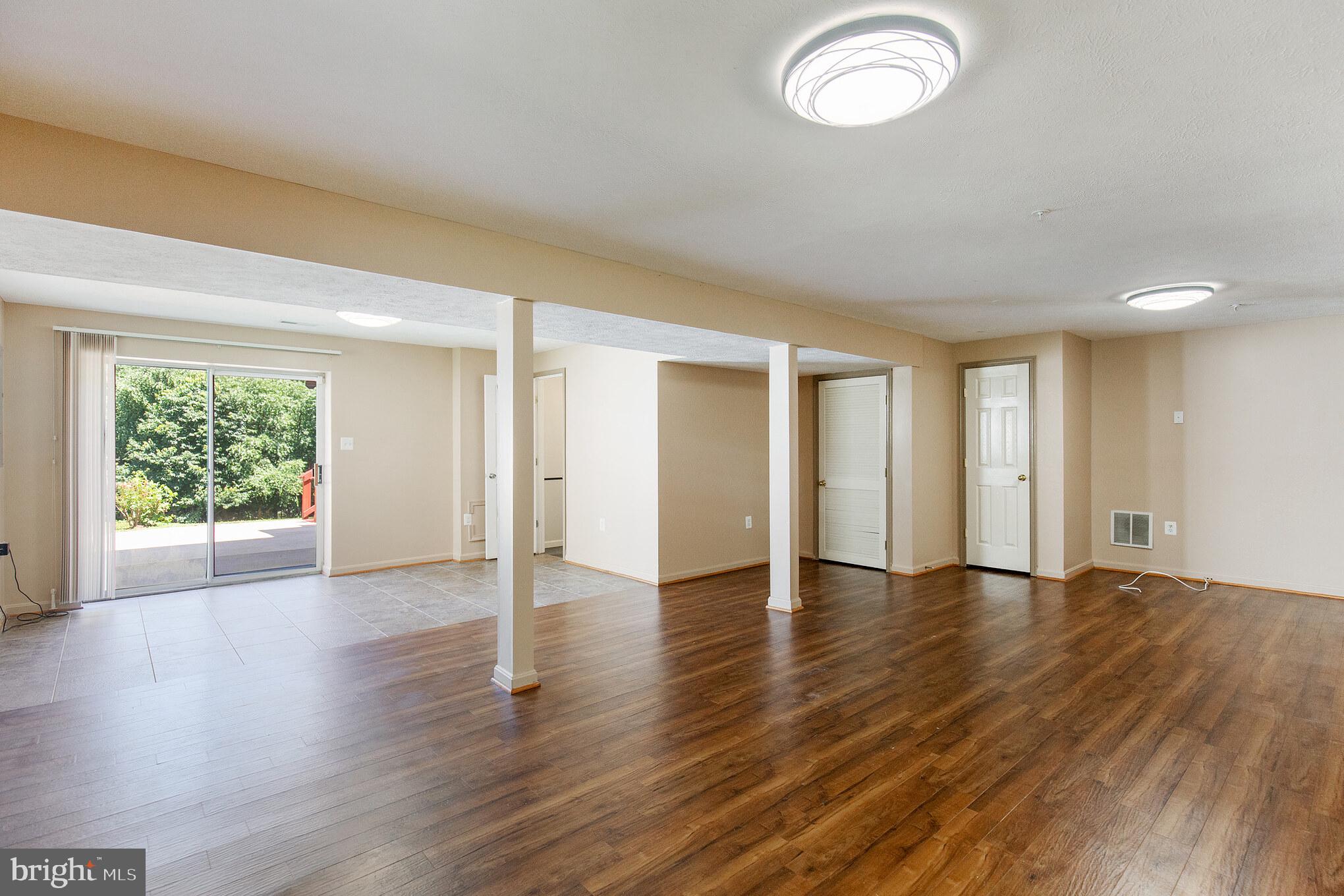 MARLBORO MEADOWS - Residential