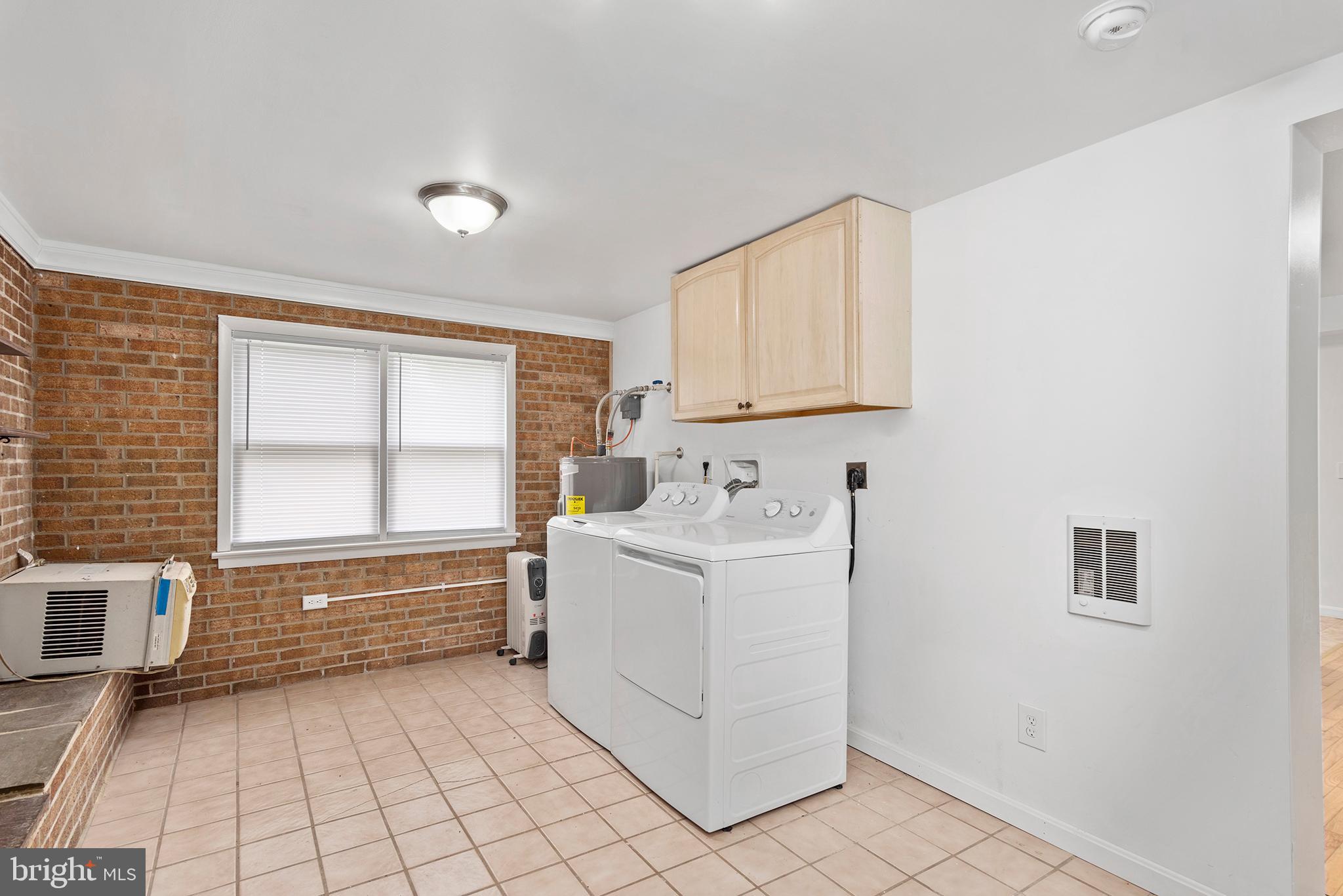 FAIRLEE - Residential Income