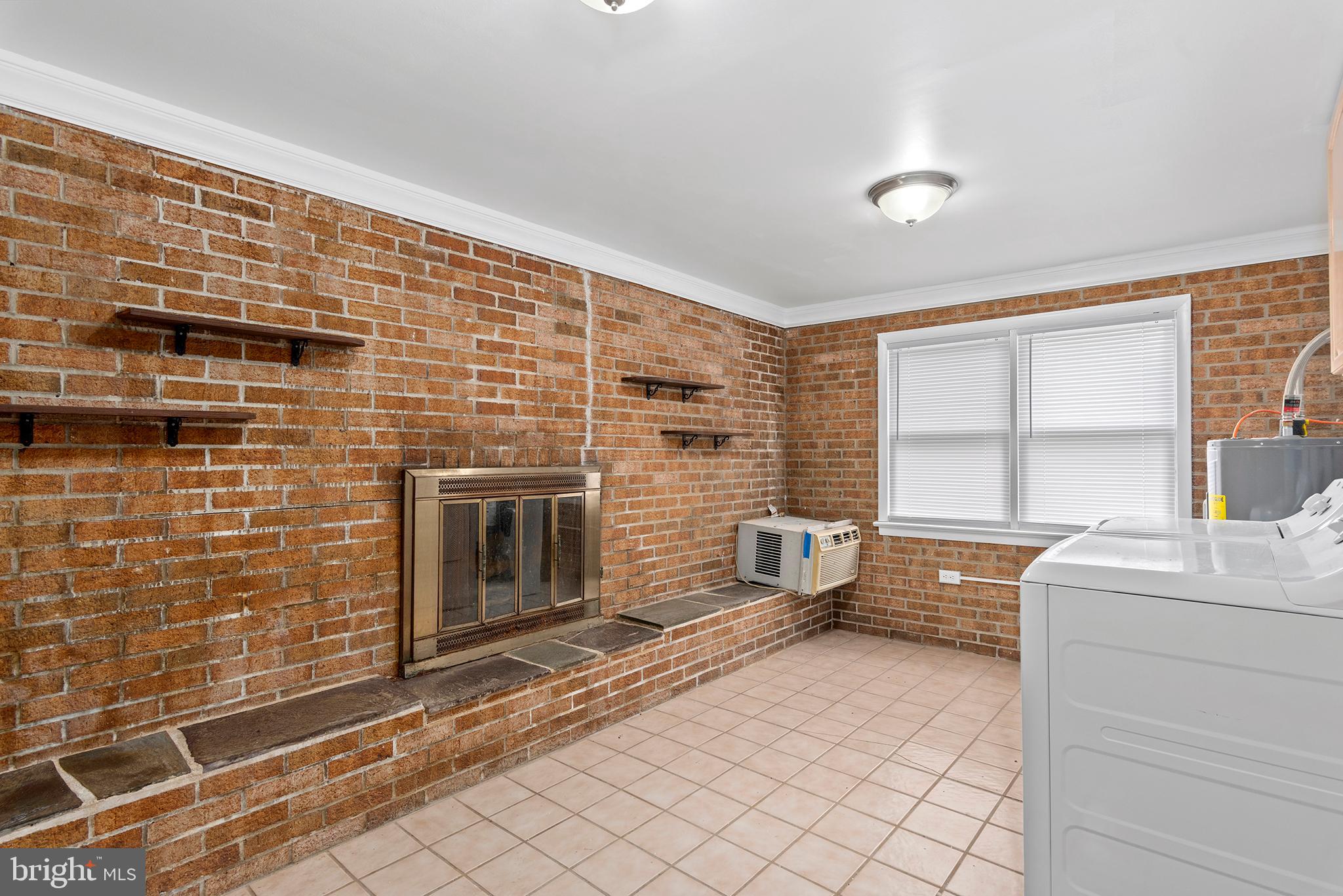 FAIRLEE - Residential Income