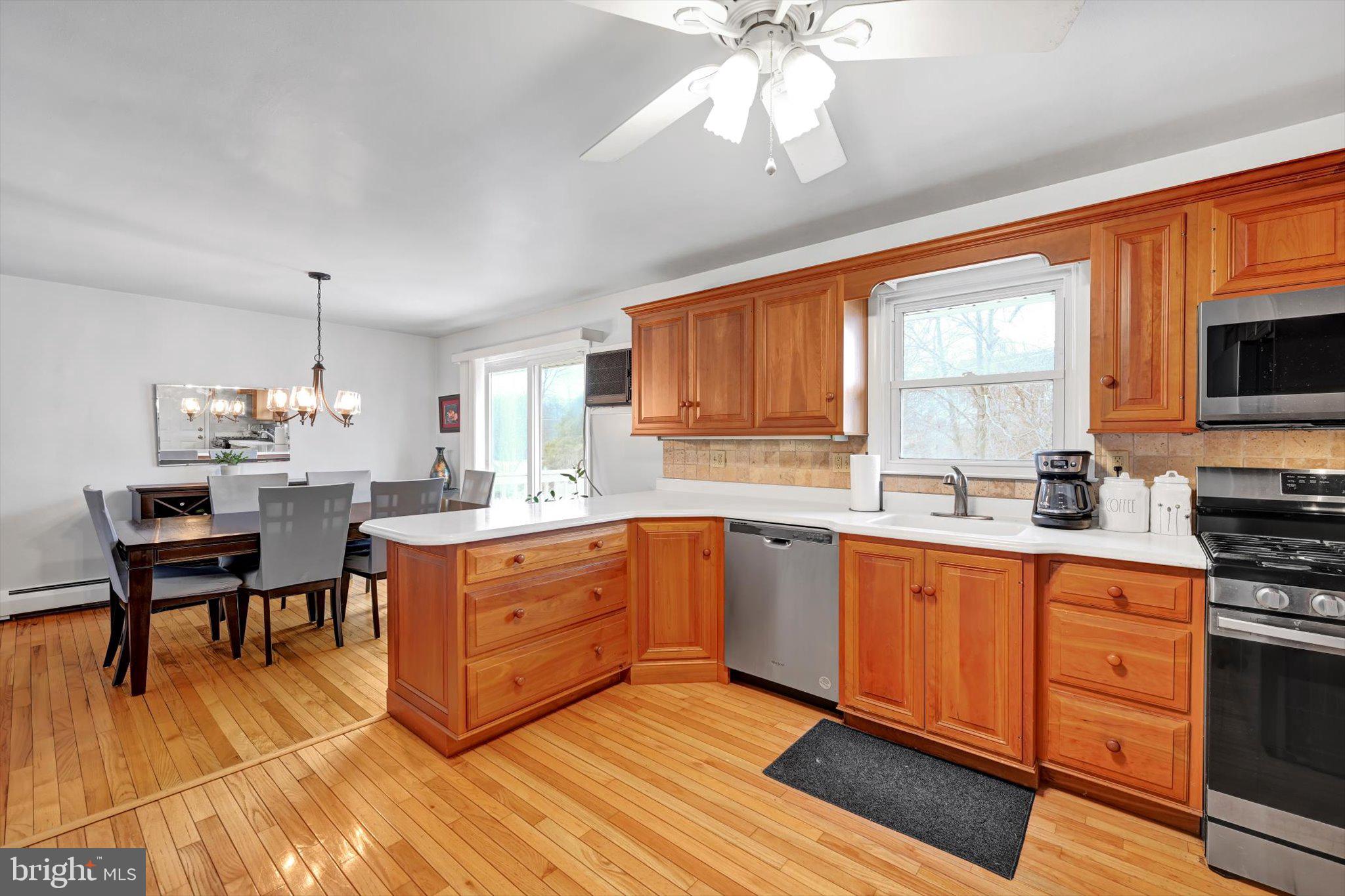 CRESTWOOD - Residential