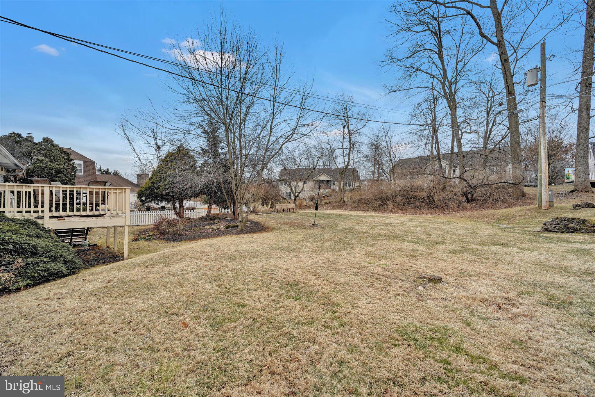 CRESTWOOD - Residential