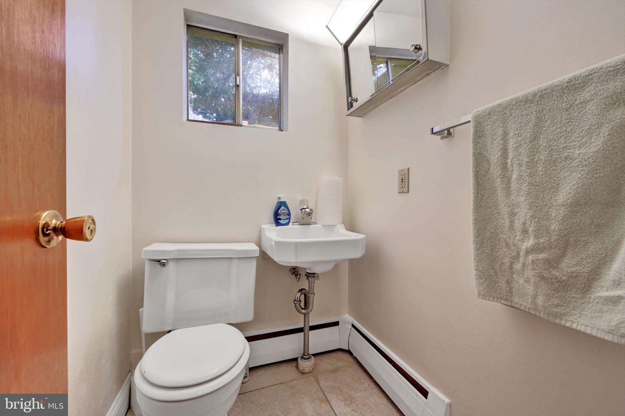 CRESTWOOD - Residential