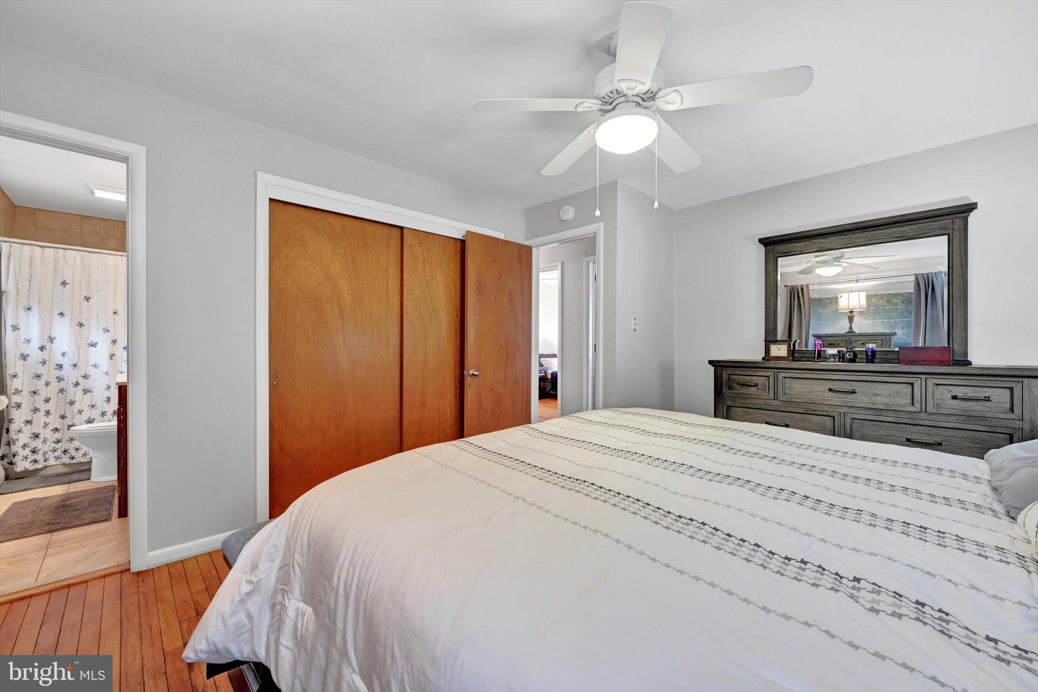 CRESTWOOD - Residential