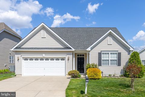 Photo of 703 Weatherby Drive, DEPTFORD, NJ 08096 (MLS # NJGL2071954)