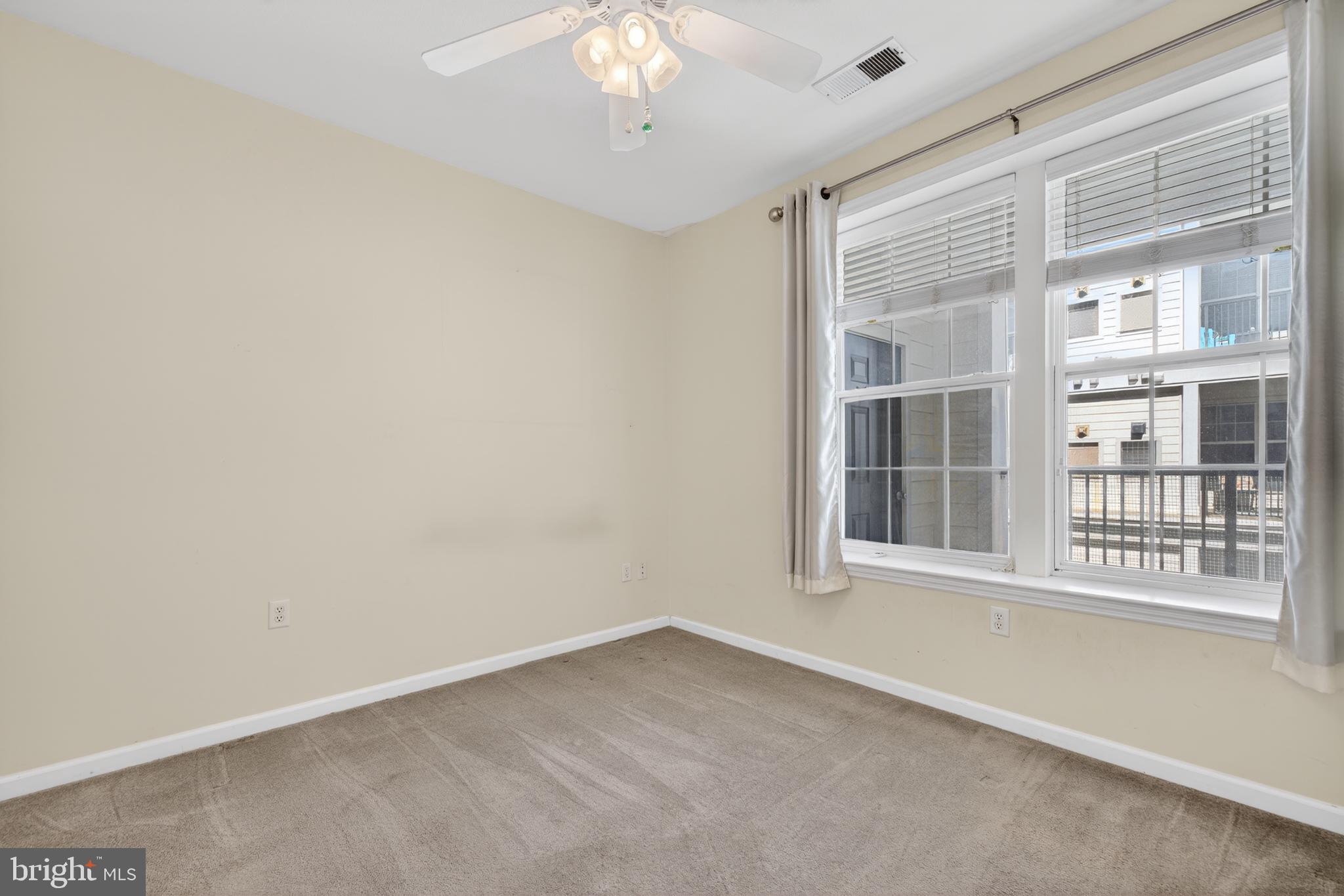 KENTLANDS - Residential