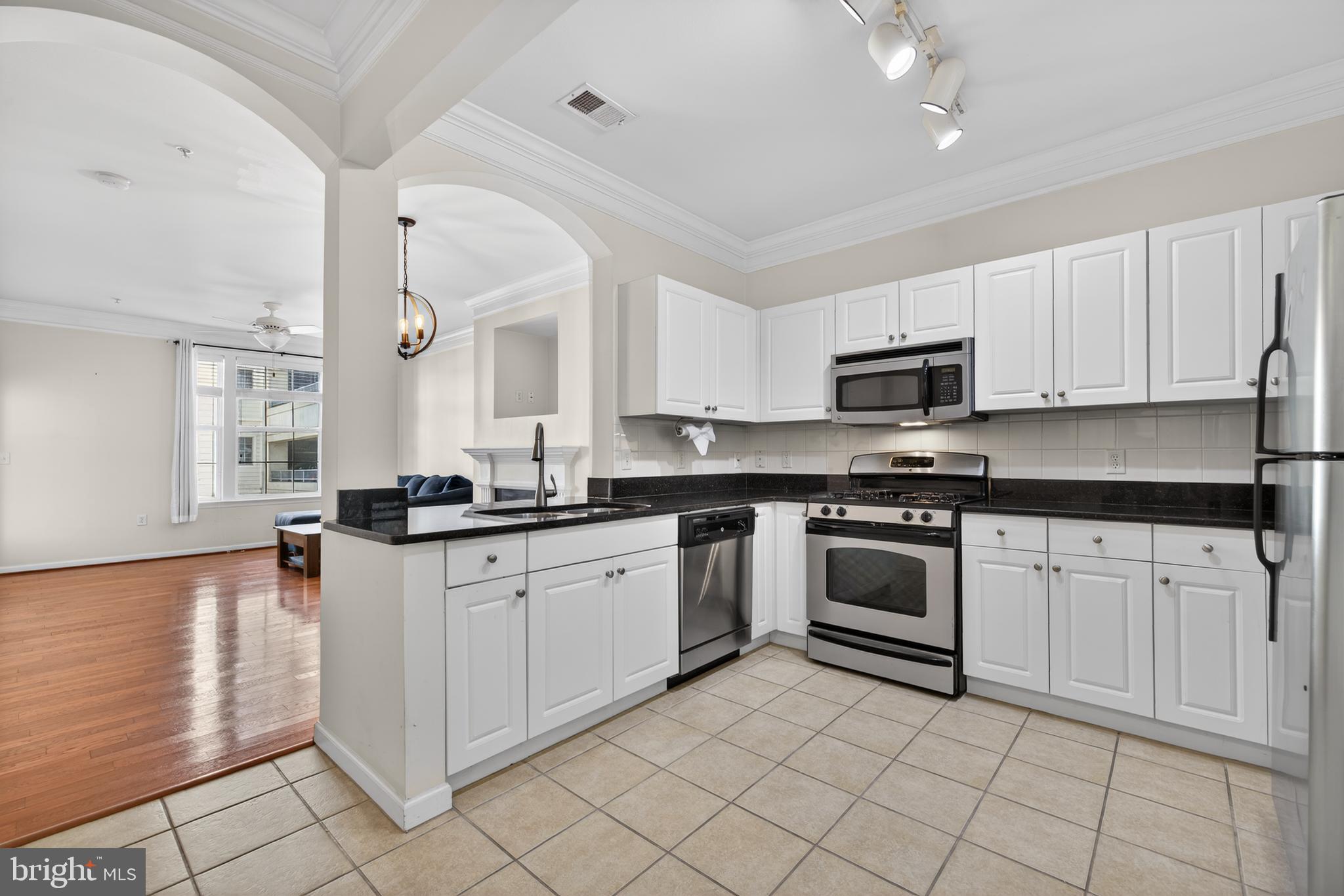 KENTLANDS - Residential