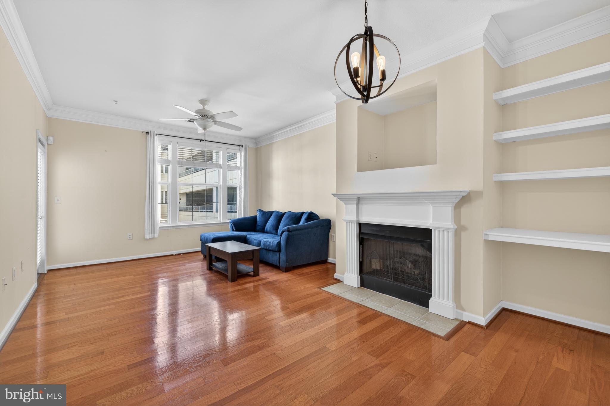 KENTLANDS - Residential