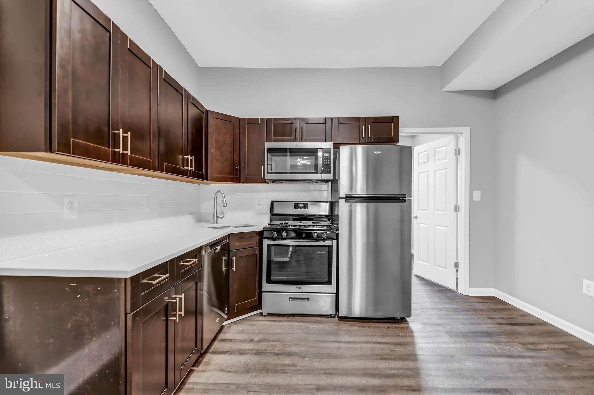 MCELDERRY PARK - Residential Lease