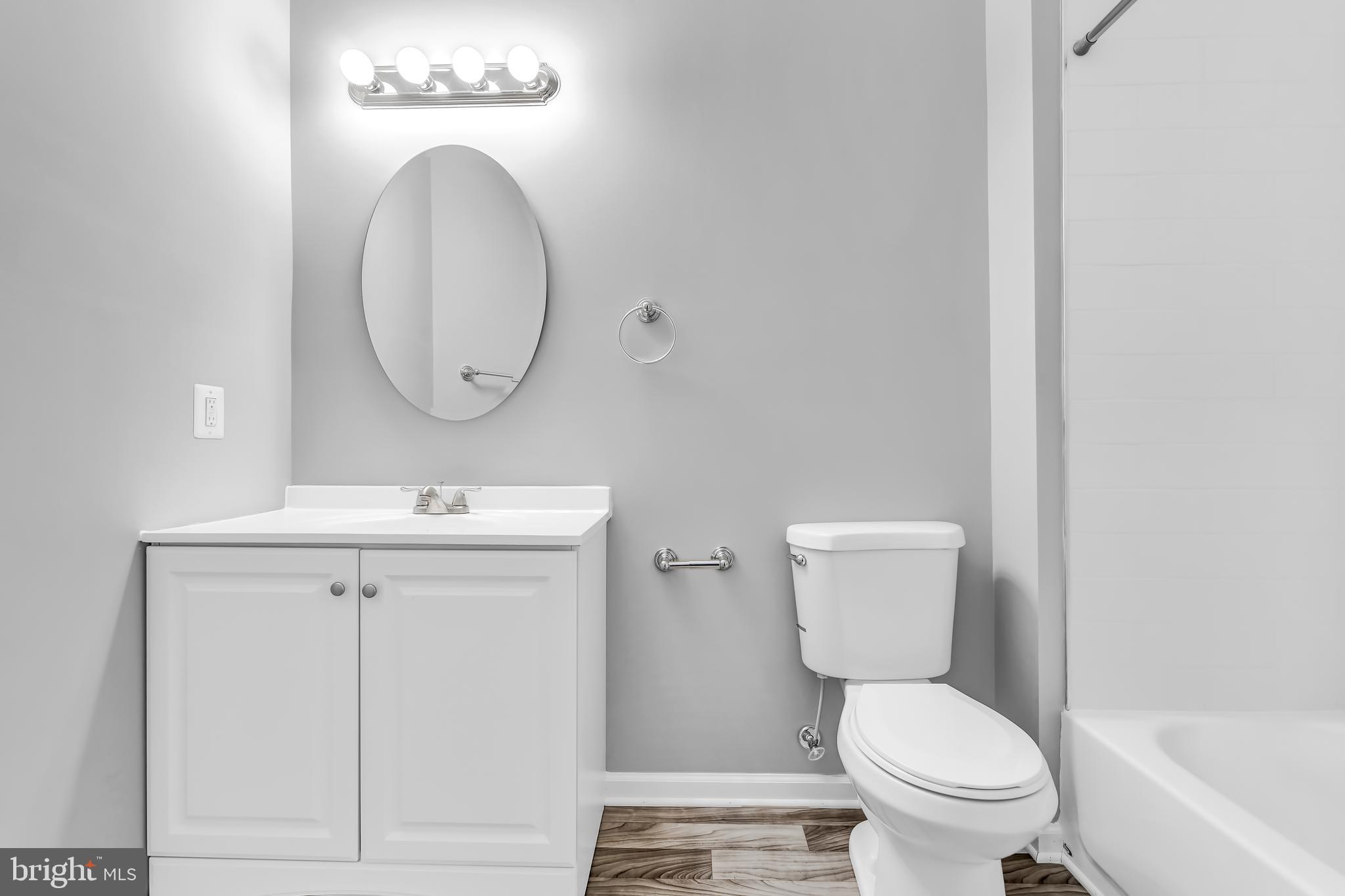 MCELDERRY PARK - Residential Lease