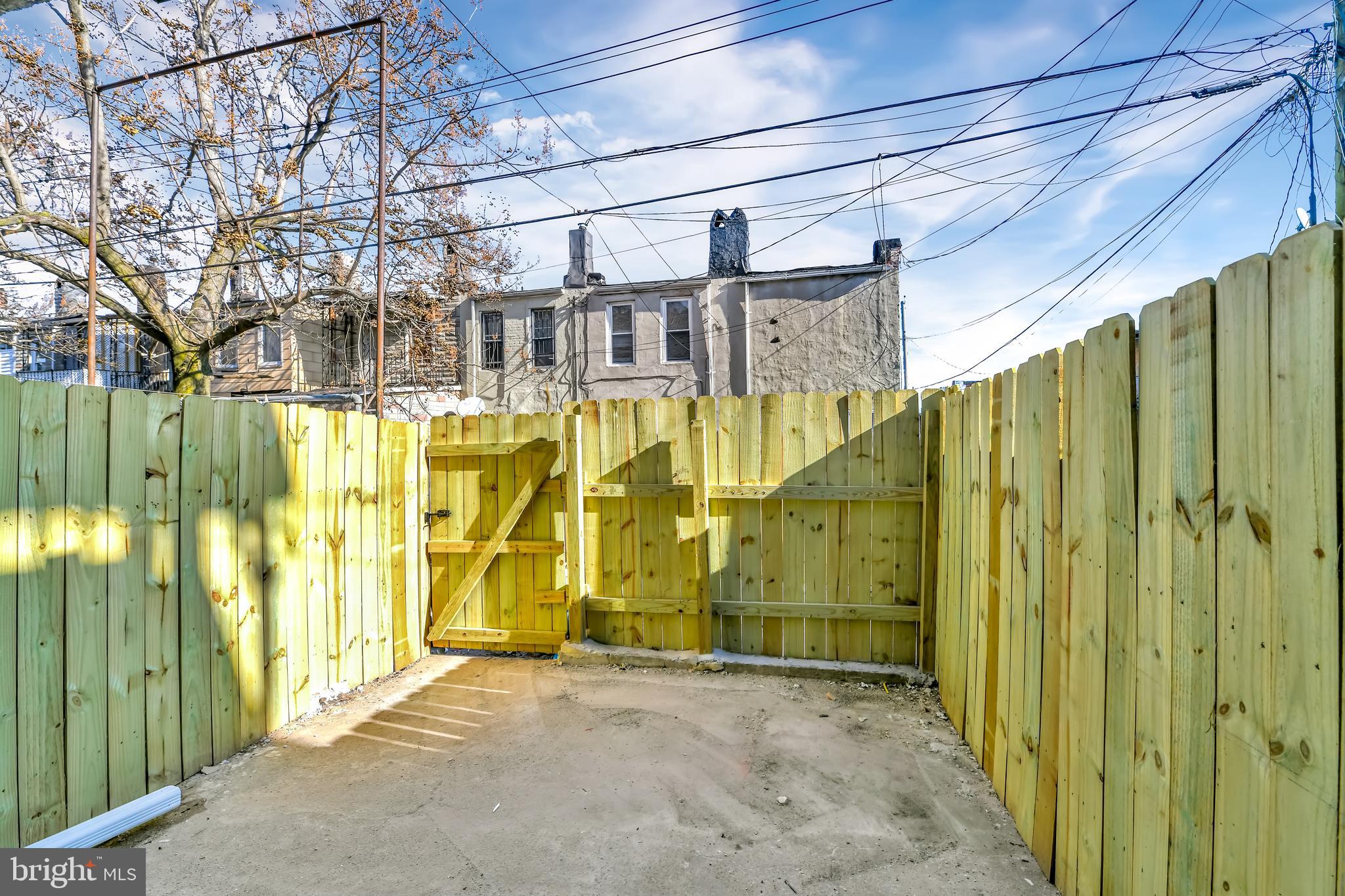 MCELDERRY PARK - Residential Lease