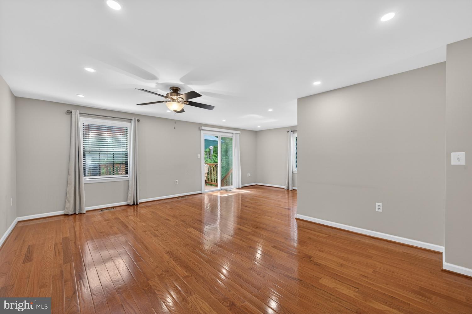 6059 CLERKENWELL COURT