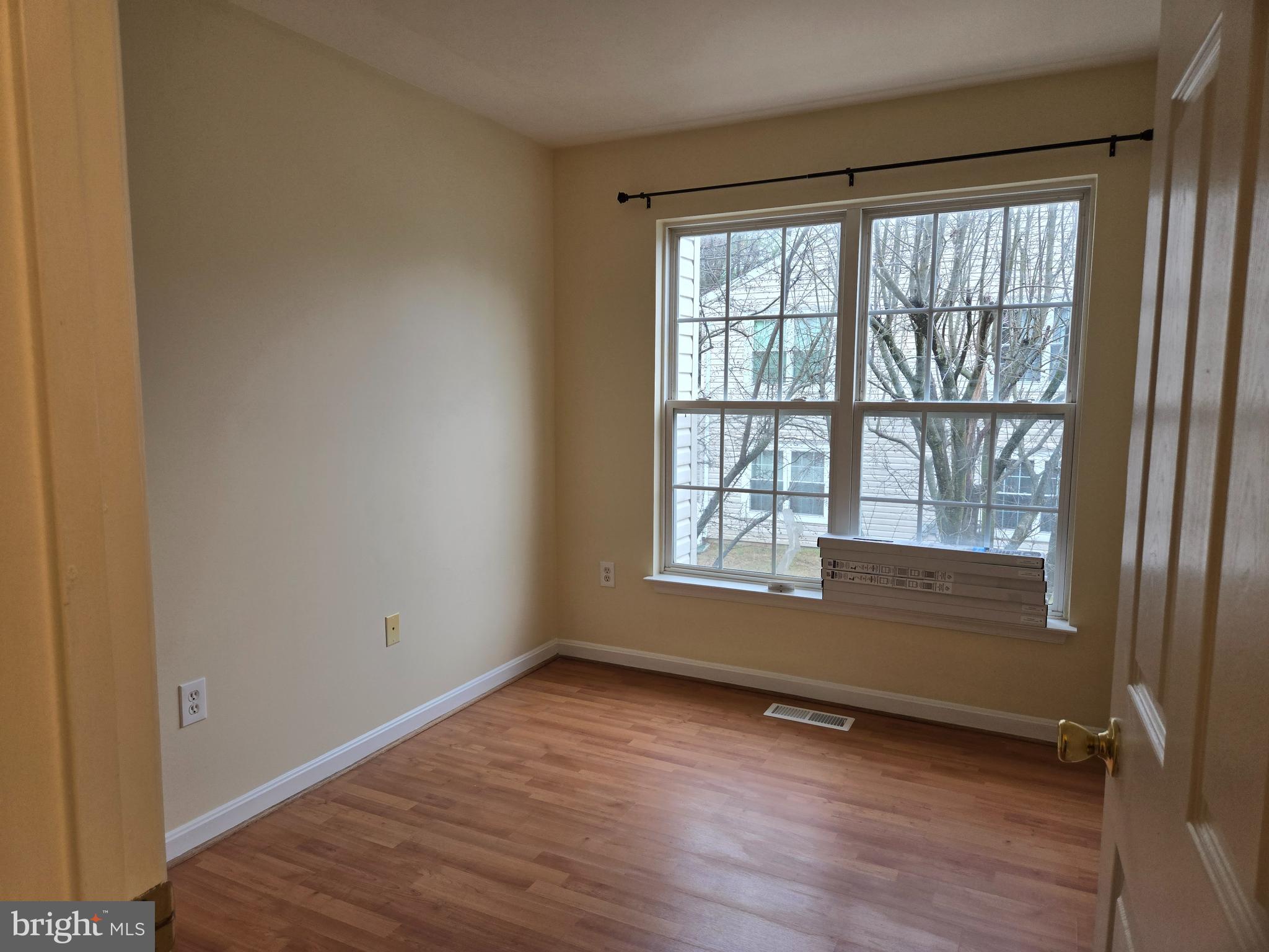 GERMANTOWN ESTATES - Residential Lease