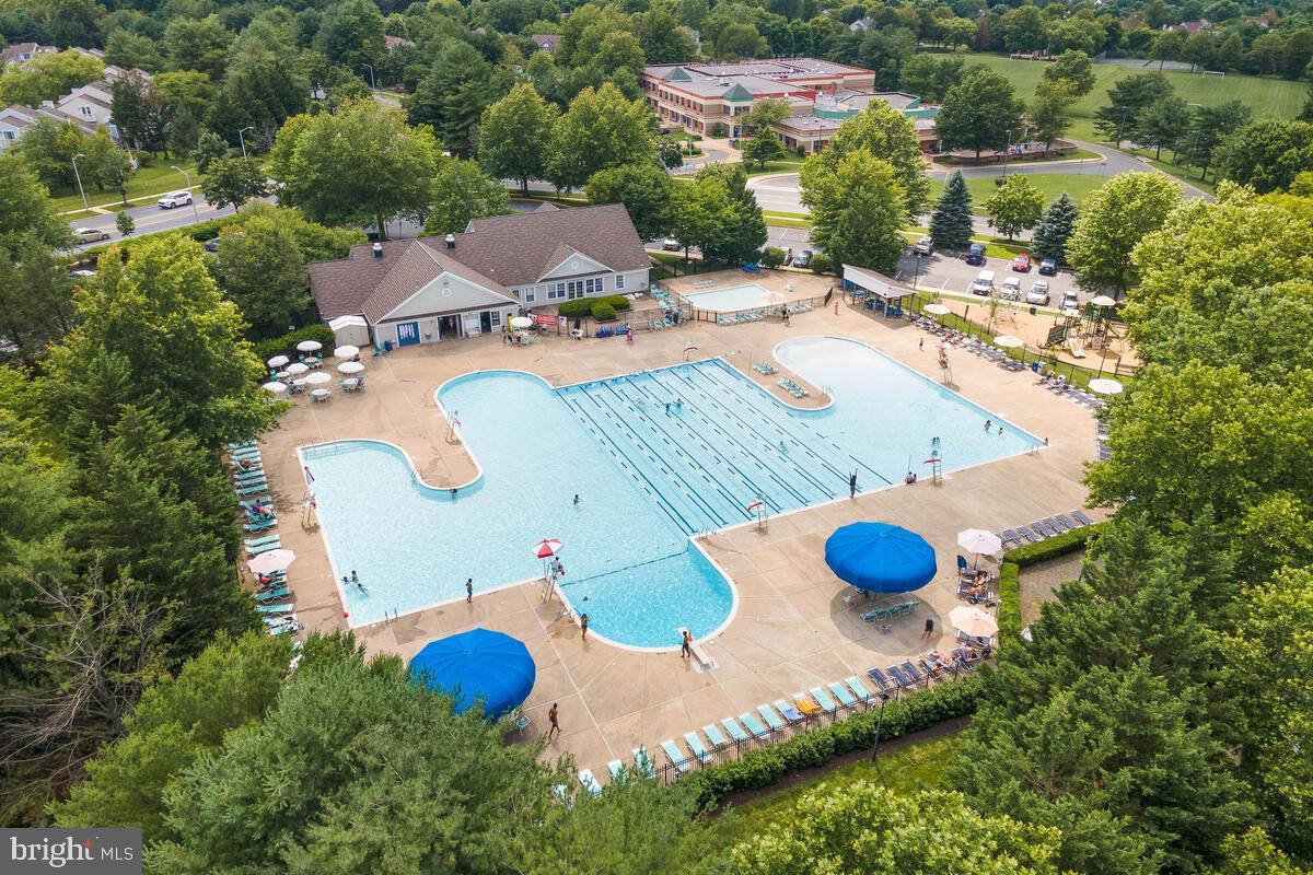 GERMANTOWN ESTATES - Residential Lease