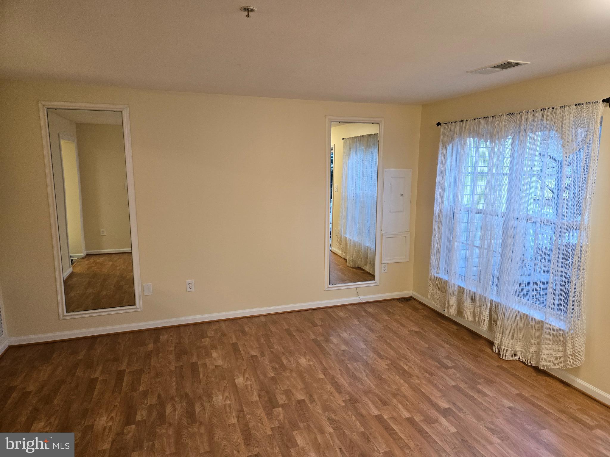 GERMANTOWN ESTATES - Residential Lease